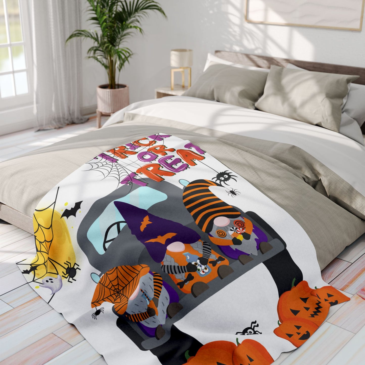 Halloween Fleece Blanket, Cozy Throw, Trick or Treat Decor, Pumpkin Blanket, Seasonal Home Accents