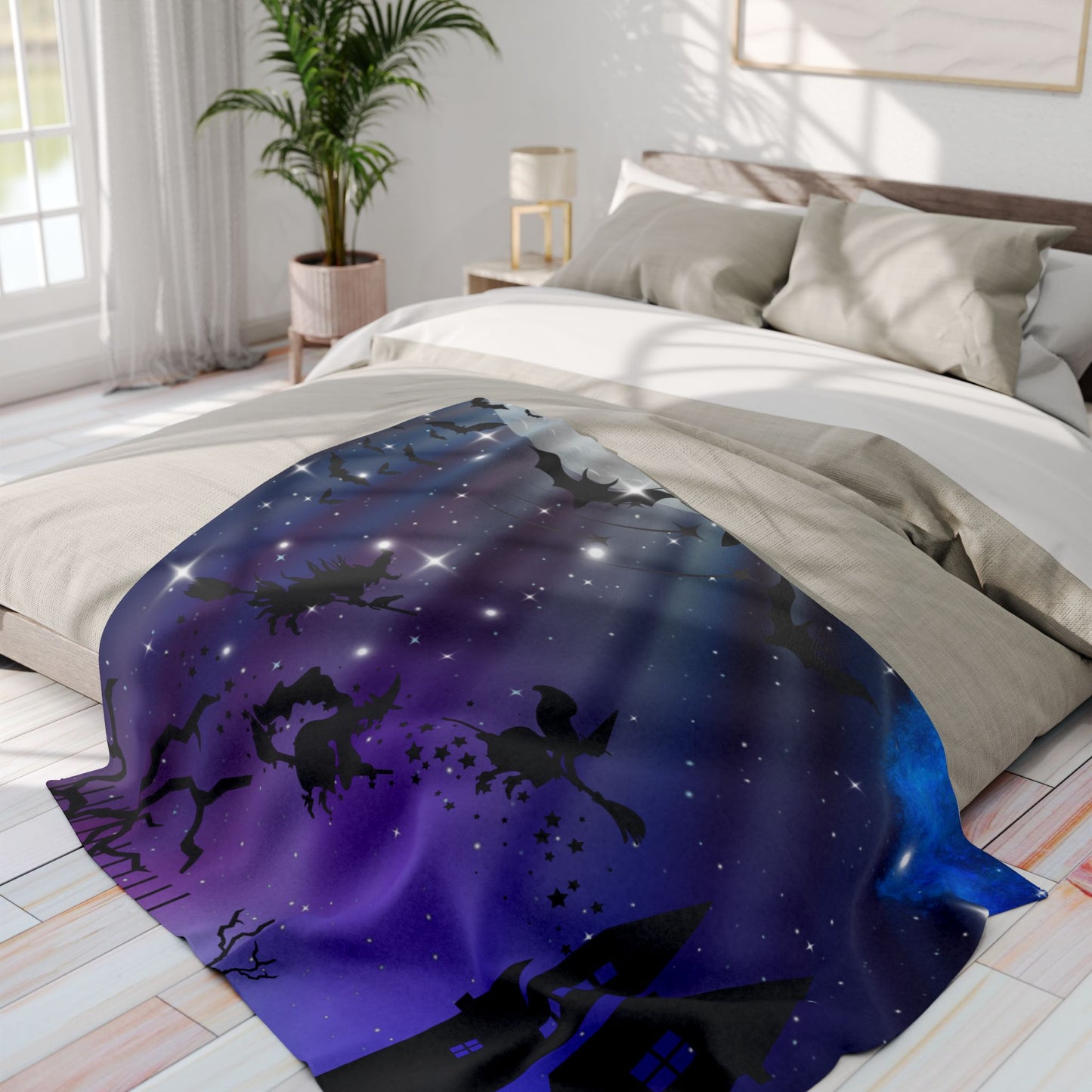 Mystical Halloween Fleece Blanket, Cozy Throw for Spooky Nights, Perfect for Fall, Witch Decor, Gifting for Halloween