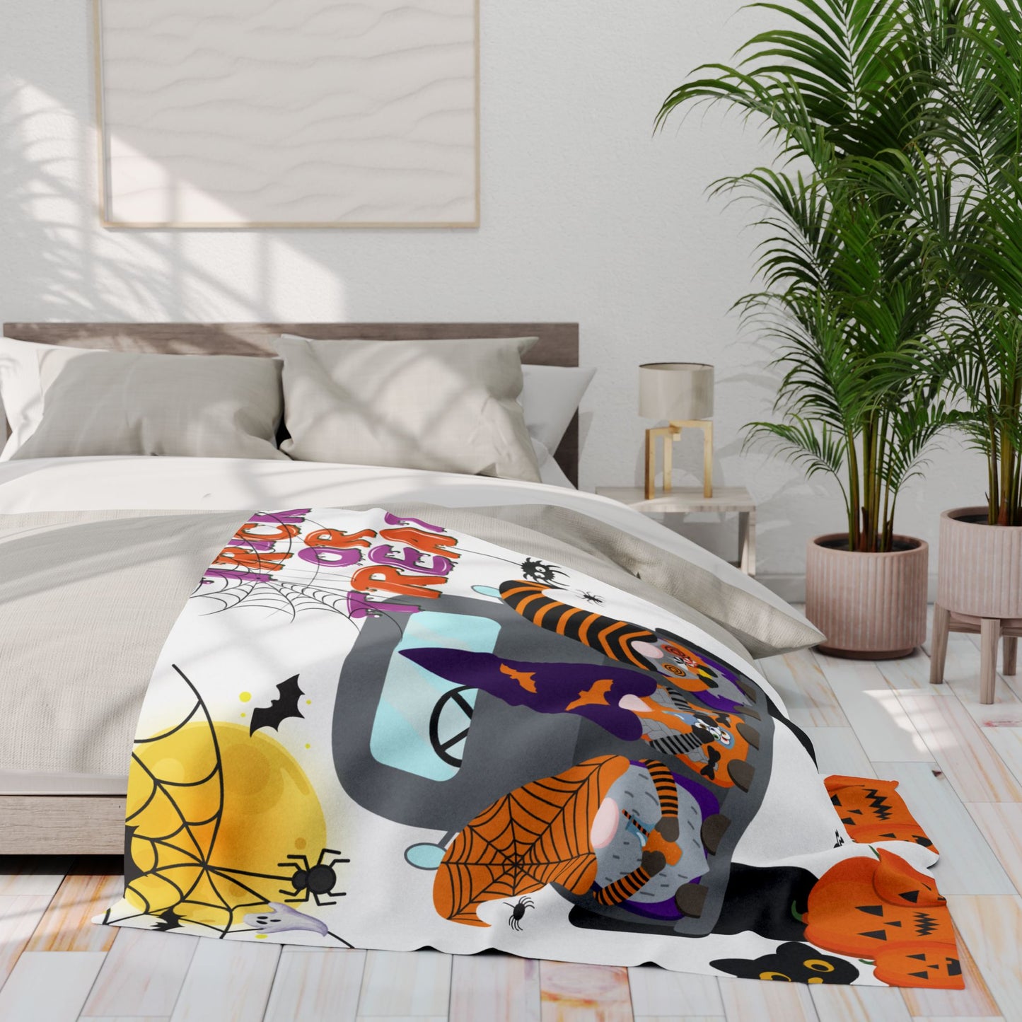 Halloween Fleece Blanket, Cozy Throw, Trick or Treat Decor, Pumpkin Blanket, Seasonal Home Accents