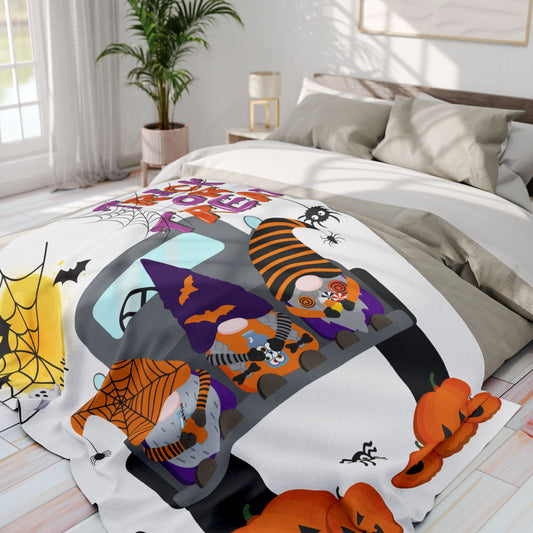 Halloween Fleece Blanket, Cozy Throw, Trick or Treat Decor, Pumpkin Blanket, Seasonal Home Accents