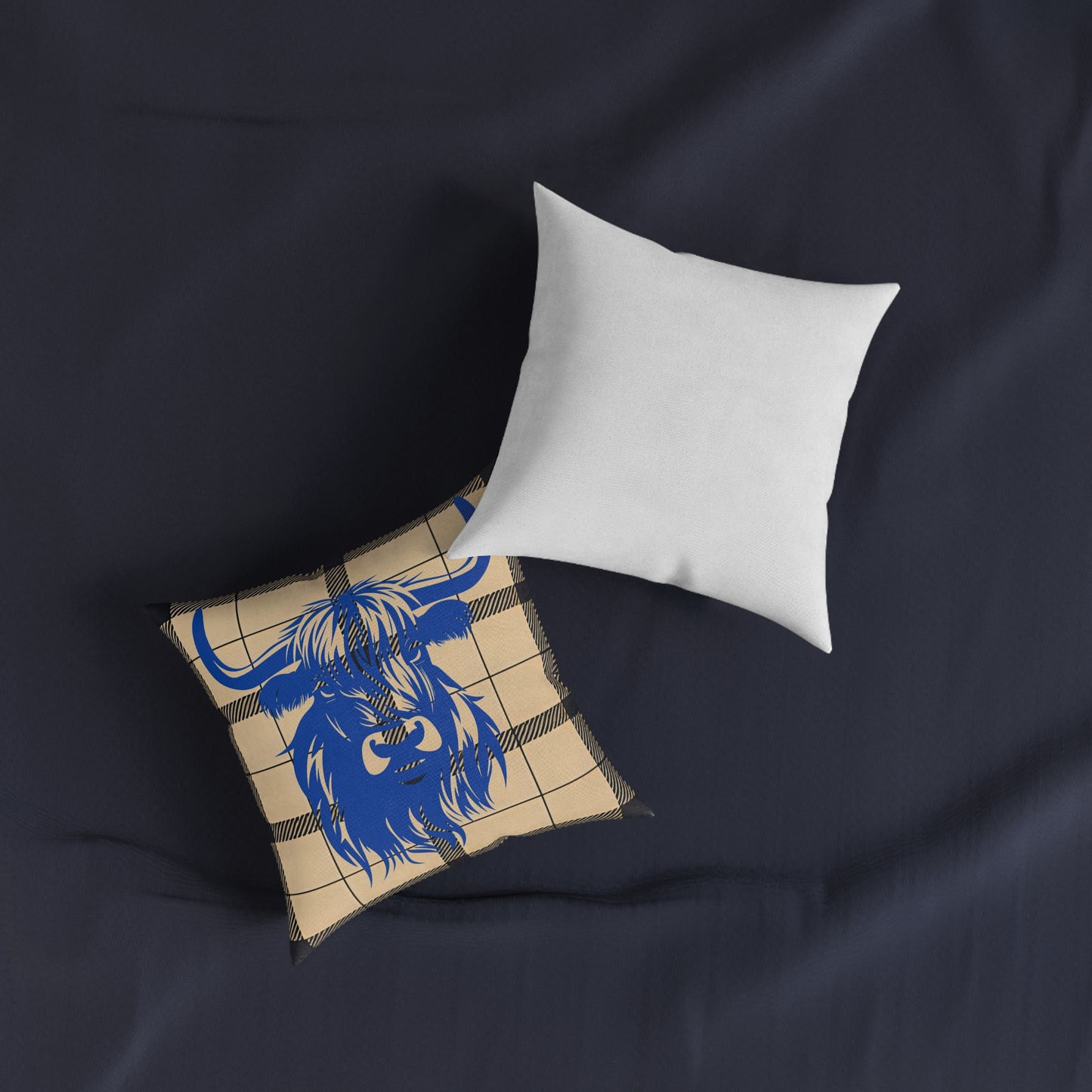 Highland Cow Square Pillow - Cozy Farmhouse Decor, Rustic Home Accessory, Gift for Animal Lovers, Country Living Style