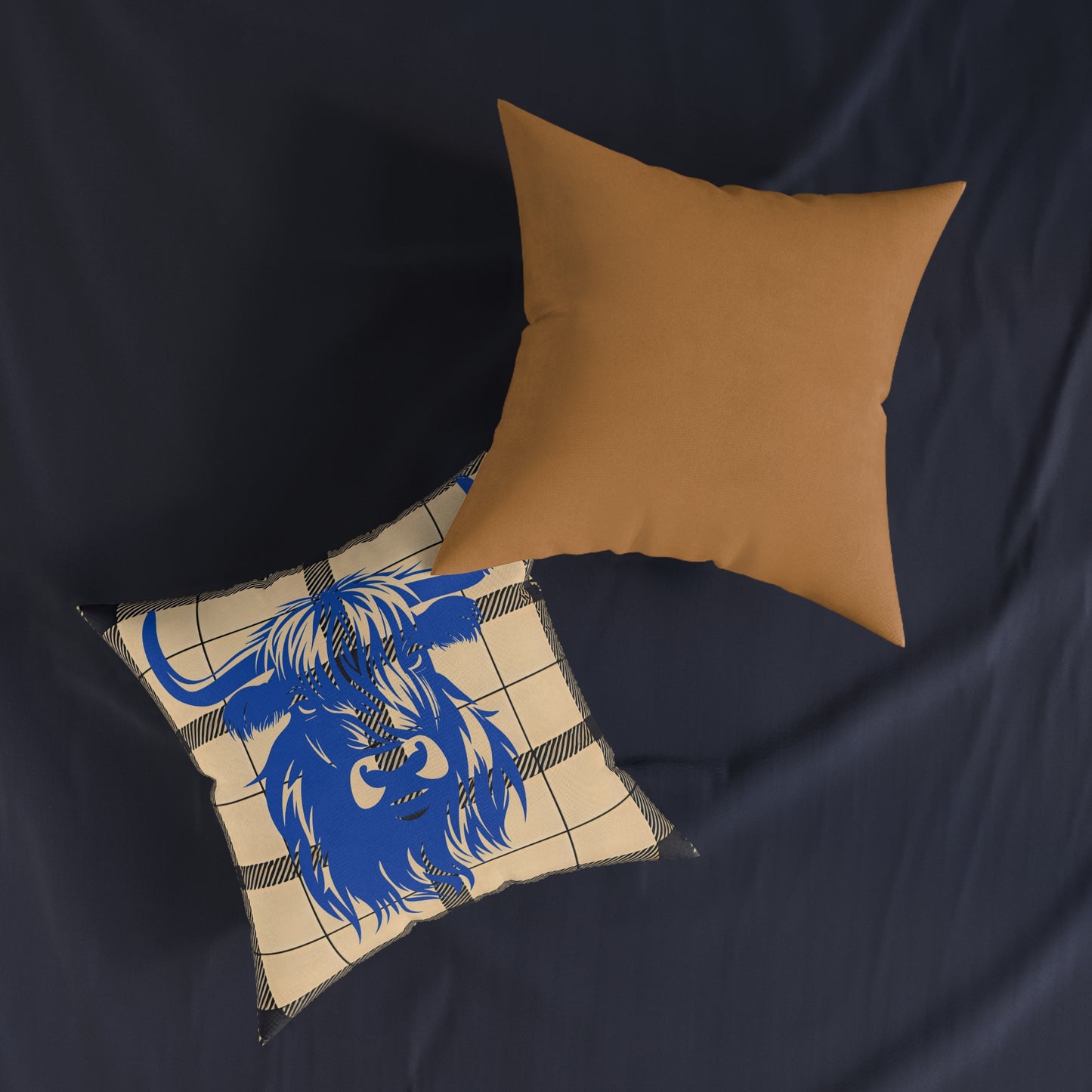 Highland Cow Square Pillow - Cozy Farmhouse Decor, Rustic Home Accessory, Gift for Animal Lovers, Country Living Style